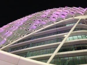 Yas Viceroy: Interesting architecture and a nice relaxed feel to the hotel. 